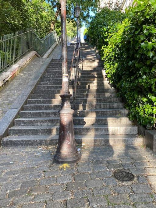 Montmartre Joli 2 Pieces Au Pied Du Sacre Coeur Daire Paris Dış mekan fotoğraf